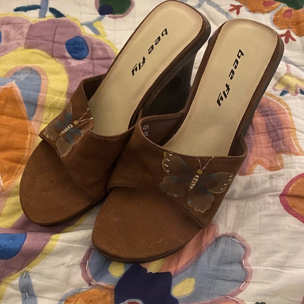 Bee Fly Vintage Butterfly Heels